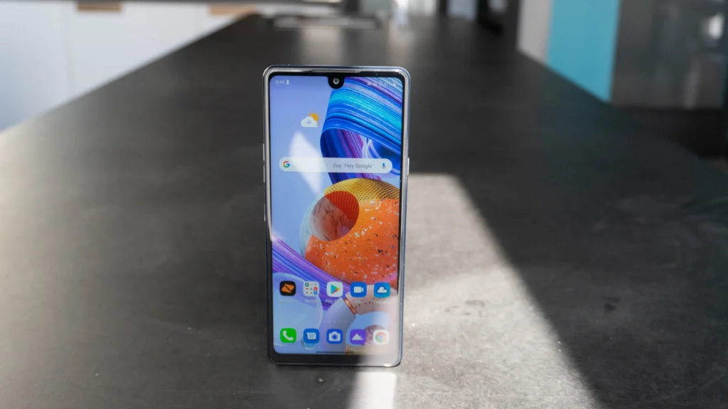 LG Stylo 6 Review